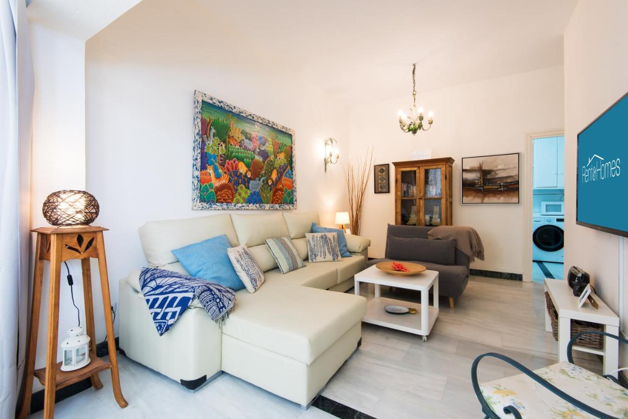 Rentandhomes Beachfront Marbella Center Екстериор снимка