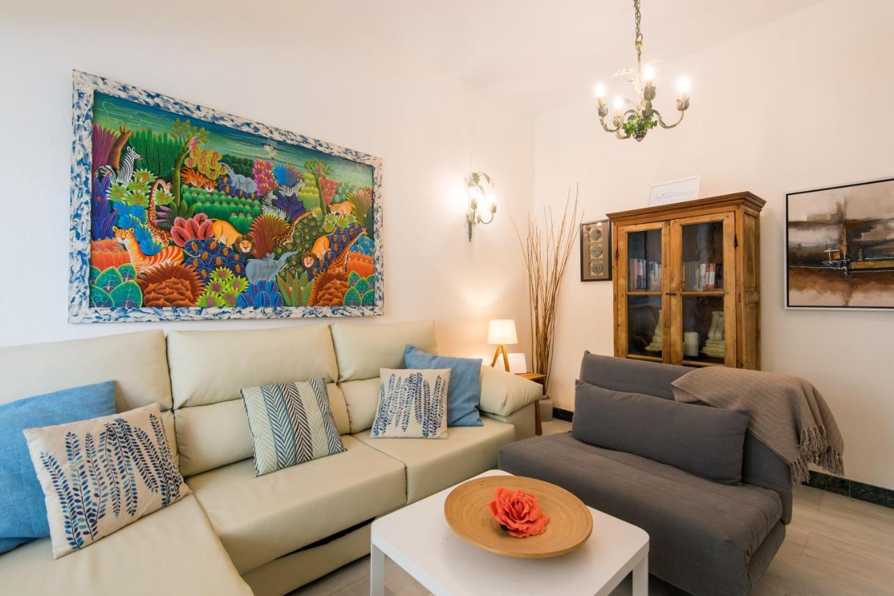 Rentandhomes Beachfront Marbella Center Екстериор снимка