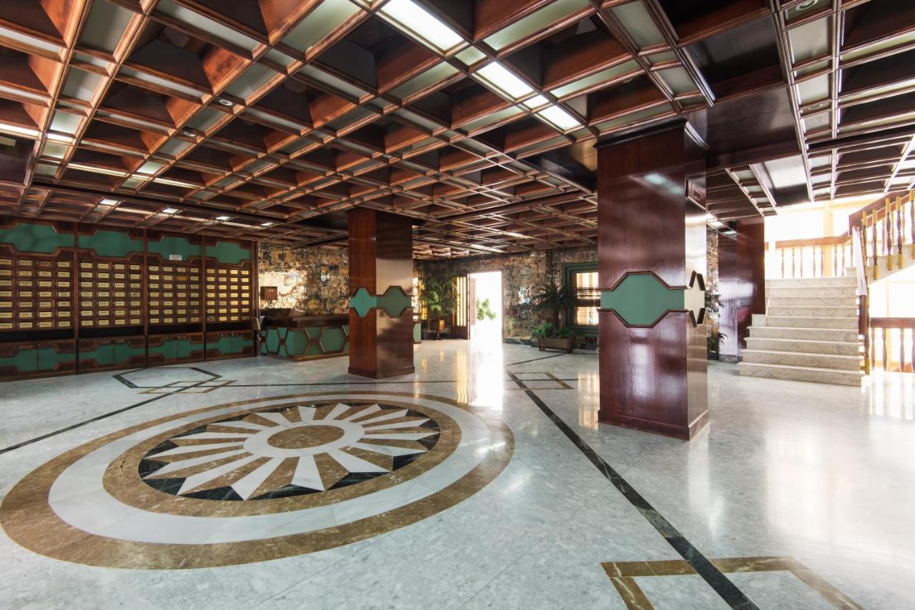 Rentandhomes Beachfront Marbella Center Екстериор снимка